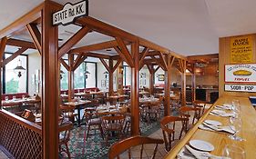 فندق ماريوت القاهرة وكازينو عمر الخيام